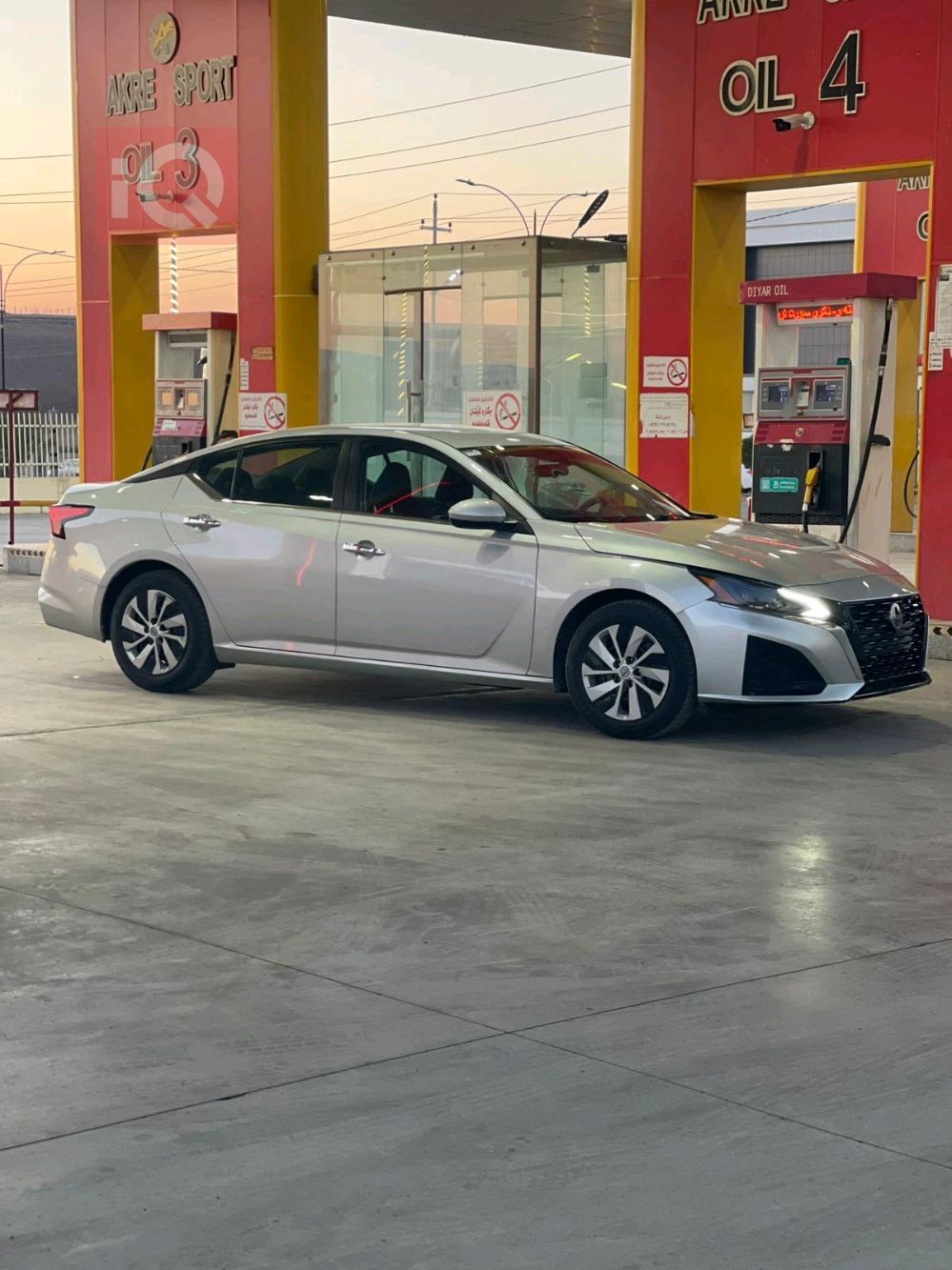 نيسان ألتيما